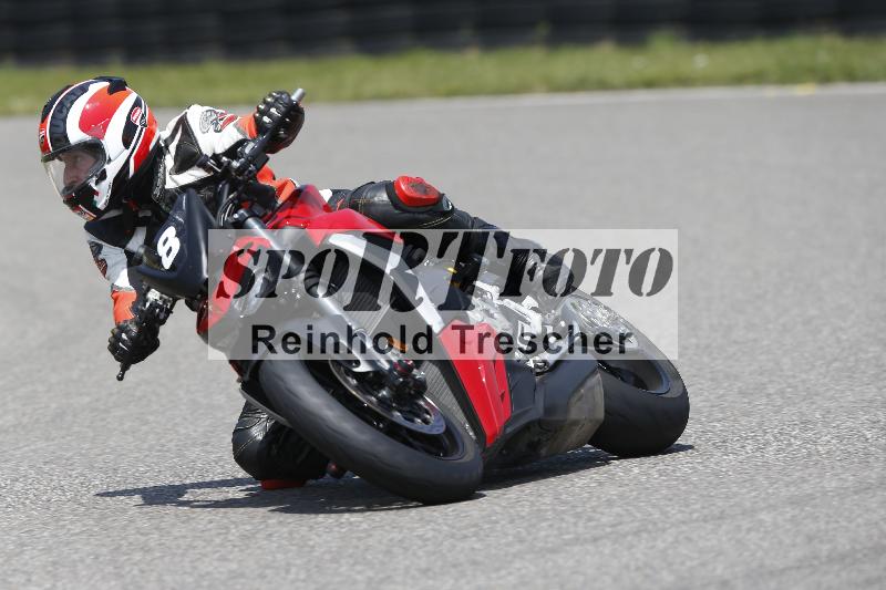 /27 12.06.2025 Ducati Schweiz Trackday Warmup  ADR/gelb-jeaune/8
